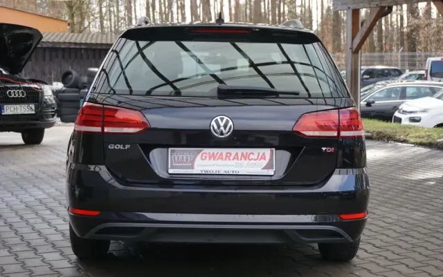 VOLKSWAGEN Golf Variant 1.6 TDI SCR DSG Comfortline