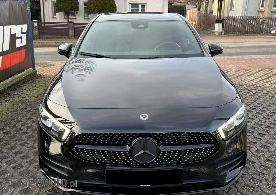 MERCEDES-BENZ Klasa A 180 d 7G-DCT AMG Line