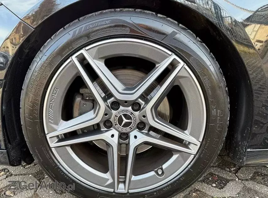 MERCEDES-BENZ Klasa A 180 d 7G-DCT AMG Line
