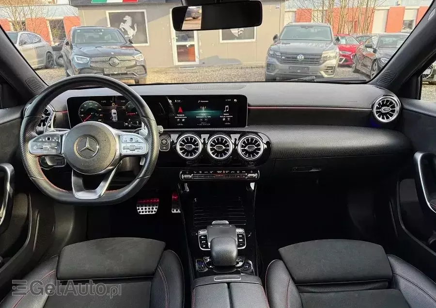 MERCEDES-BENZ Klasa A 180 d 7G-DCT AMG Line