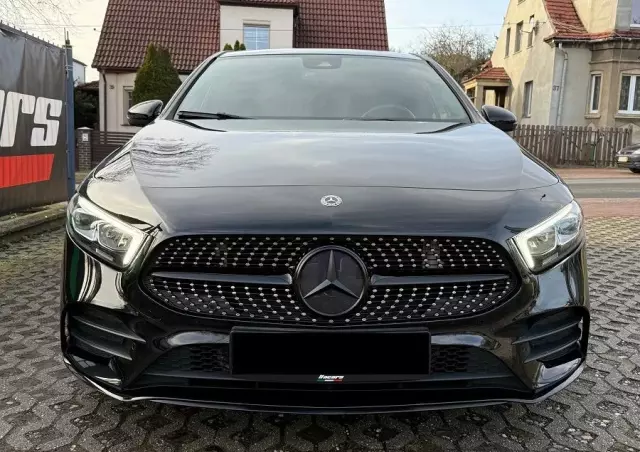 MERCEDES-BENZ Klasa A 180 d 7G-DCT AMG Line