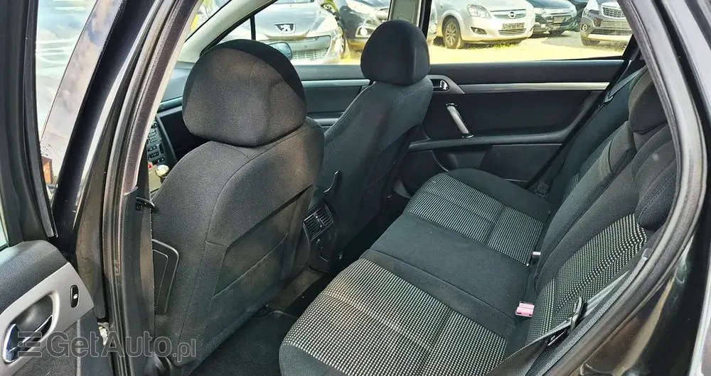 PEUGEOT 407 SW 135 Premium mit Exklusiv-Paket