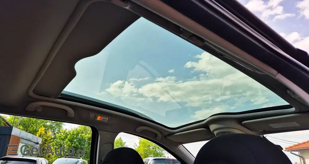 PEUGEOT 407 SW 135 Premium mit Exklusiv-Paket