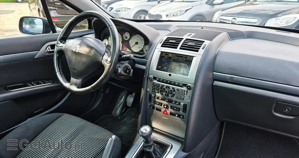 PEUGEOT 407 SW 135 Premium mit Exklusiv-Paket