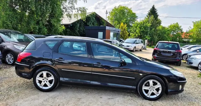 PEUGEOT 407 SW 135 Premium mit Exklusiv-Paket