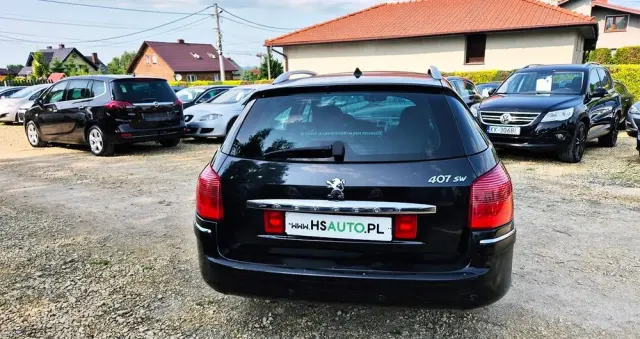 PEUGEOT 407 SW 135 Premium mit Exklusiv-Paket