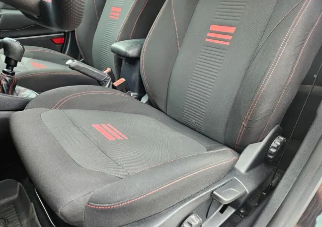 FORD Fiesta 1.0 EcoBoost S&S ST-LINE