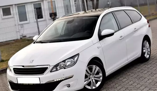 PEUGEOT 308 