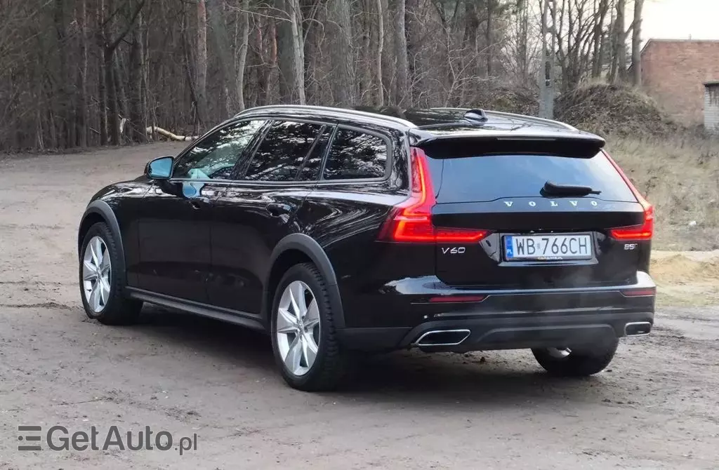 VOLVO V60 2.0 T5 (250 KM) AWD Automatic