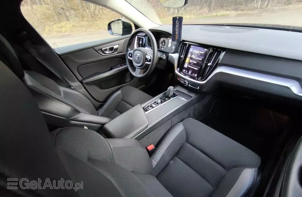 VOLVO V60 2.0 T5 (250 KM) AWD Automatic