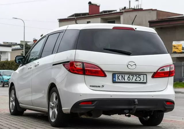 MAZDA 5 