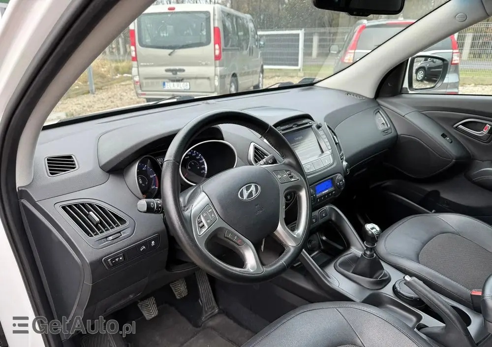 HYUNDAI Ix35 
