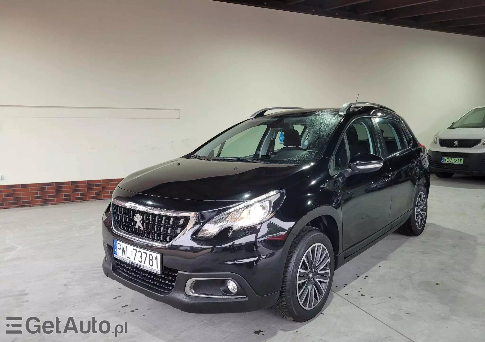 PEUGEOT 2008 1.5 BlueHDi Allure