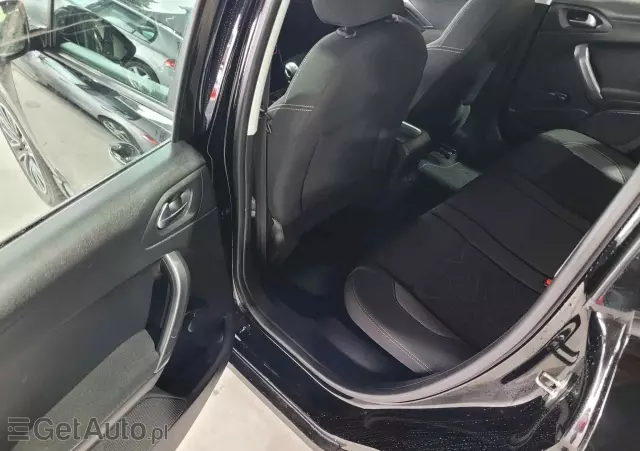 PEUGEOT 2008 1.5 BlueHDi Allure