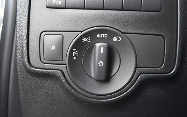 MERCEDES-BENZ EVito Tourer 129 L2 Pro 447.703 