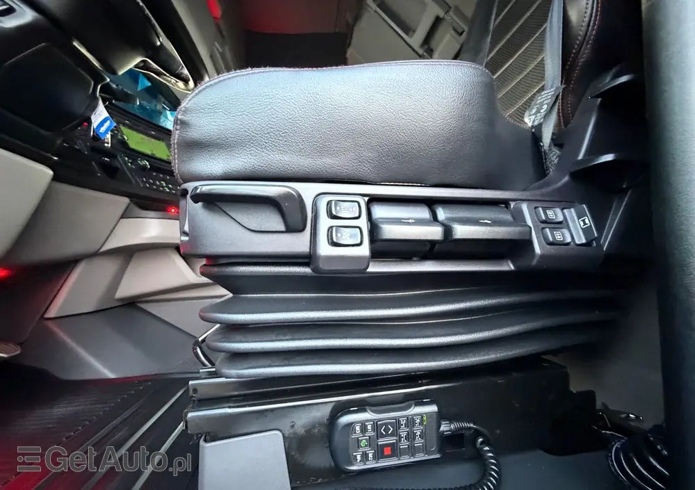 SCANIA 530s Pusher 6x2/4 oś skretna twinsteer v8 scania perfekcyjny stan pełna możliwa opcja 