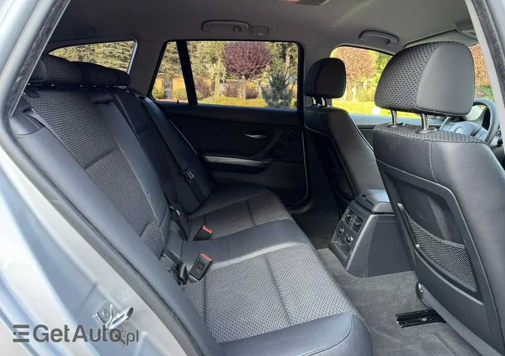 BMW Seria 3 320d xDrive