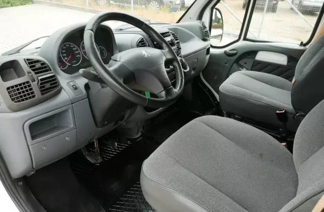 PEUGEOT Boxer 