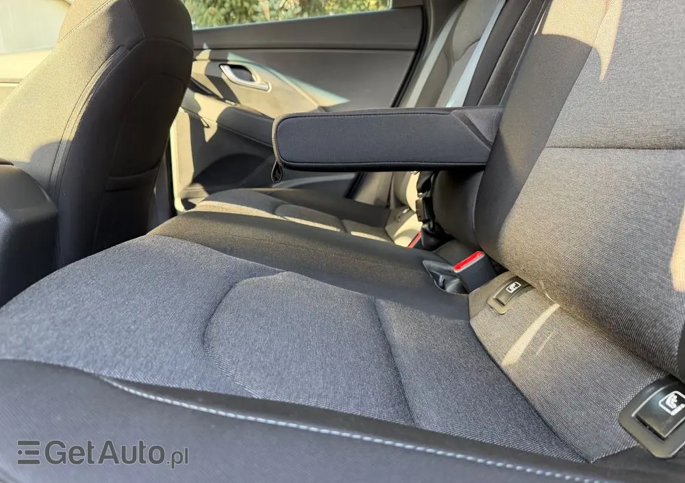 HYUNDAI I30 1.0 T-GDI Smart DCT