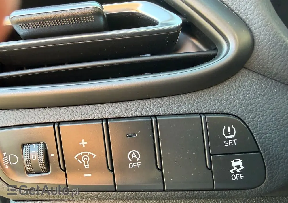 HYUNDAI I30 1.0 T-GDI Smart DCT