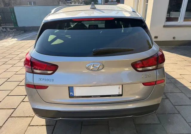HYUNDAI I30 1.0 T-GDI Smart DCT