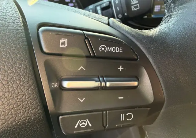 HYUNDAI I30 1.0 T-GDI Smart DCT