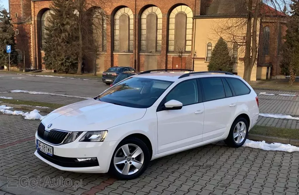 SKODA Octavia 