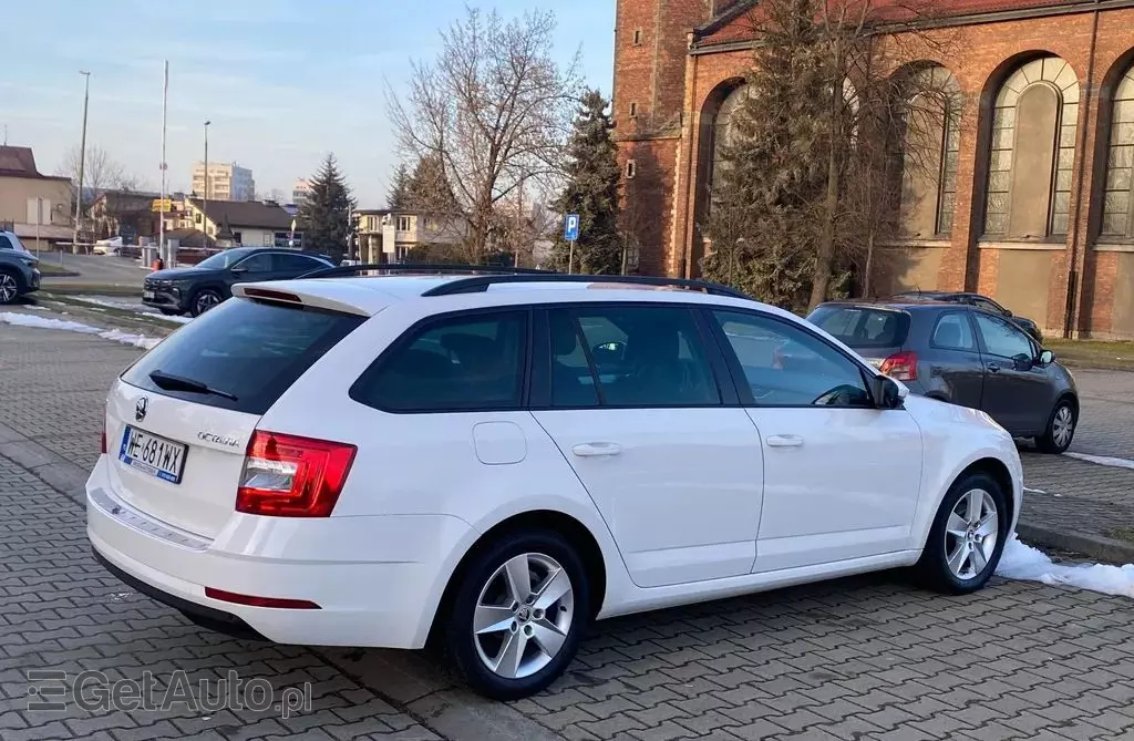 SKODA Octavia 