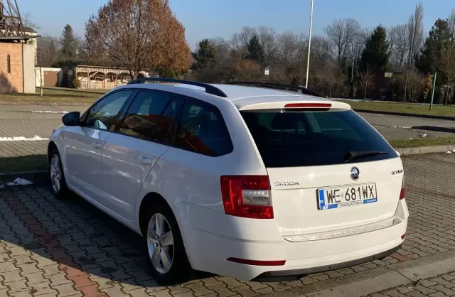SKODA Octavia 