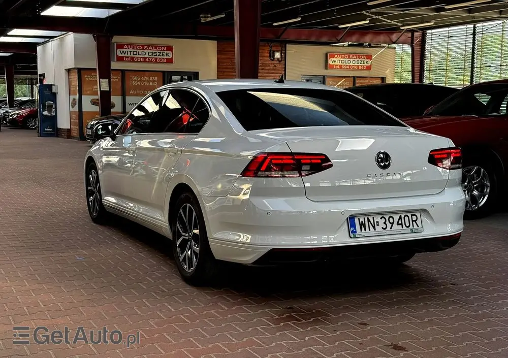 VOLKSWAGEN Passat 1.5 TSI EVO Business