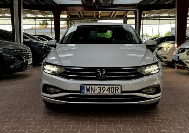 VOLKSWAGEN Passat 1.5 TSI EVO Business