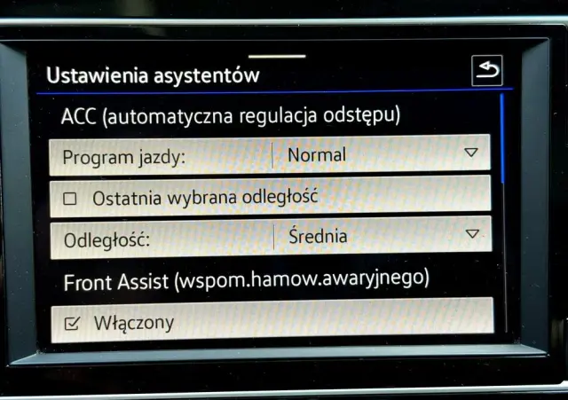 VOLKSWAGEN Passat 1.5 TSI EVO Business