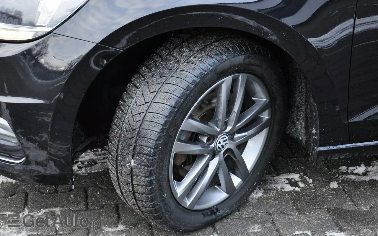 VOLKSWAGEN Touran 2.0 TDI BMT Highline DSG