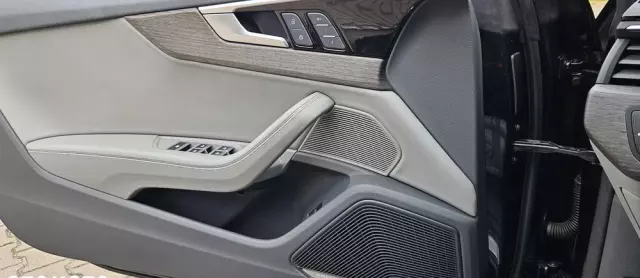 AUDI A5 Cabrio 2.0 TFSI quattro S tronic