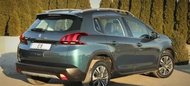 PEUGEOT 2008 