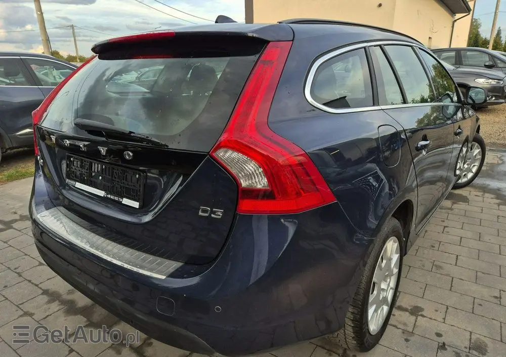 VOLVO V60 D3 Geartronic Momentum