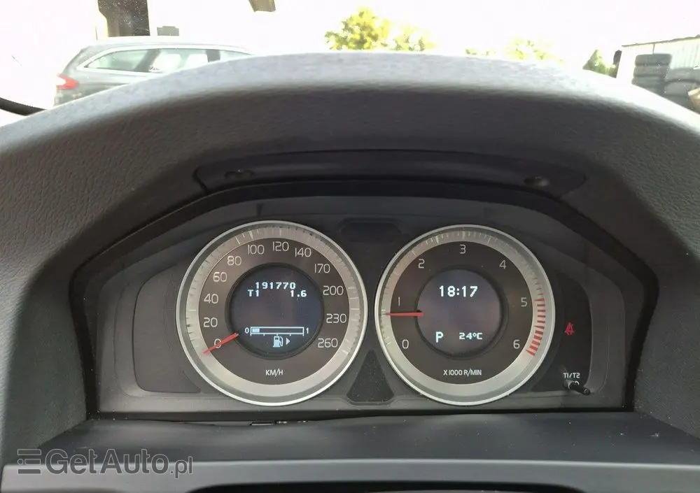 VOLVO V60 D3 Geartronic Momentum