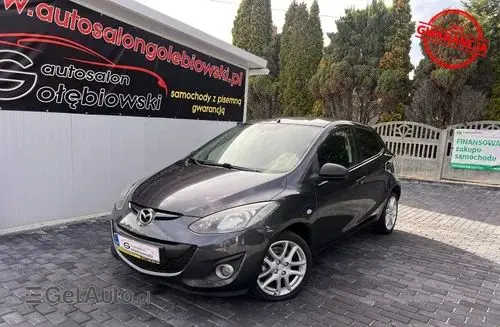 MAZDA 2 