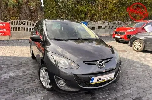 MAZDA 2 