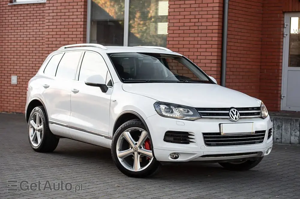 VOLKSWAGEN Touareg 3.0 V6 TDI SCR Blue Motion DPF Automatik Executive Edition