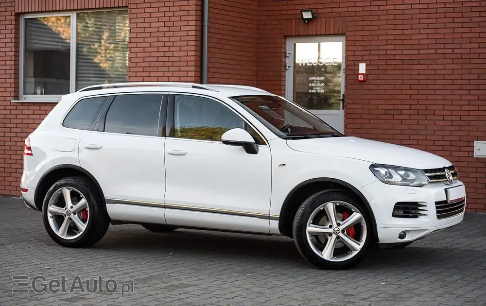 VOLKSWAGEN Touareg 3.0 V6 TDI SCR Blue Motion DPF Automatik Executive Edition