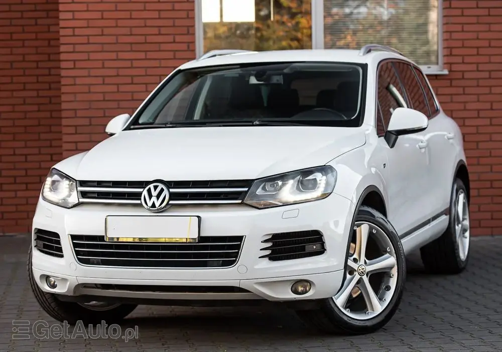 VOLKSWAGEN Touareg 3.0 V6 TDI SCR Blue Motion DPF Automatik Executive Edition