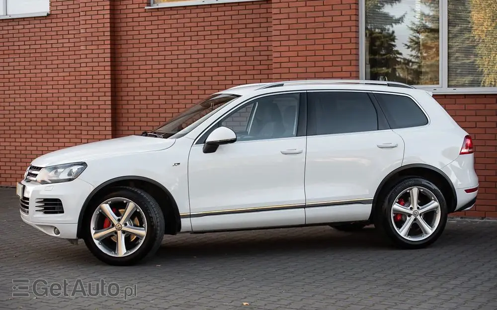 VOLKSWAGEN Touareg 3.0 V6 TDI SCR Blue Motion DPF Automatik Executive Edition