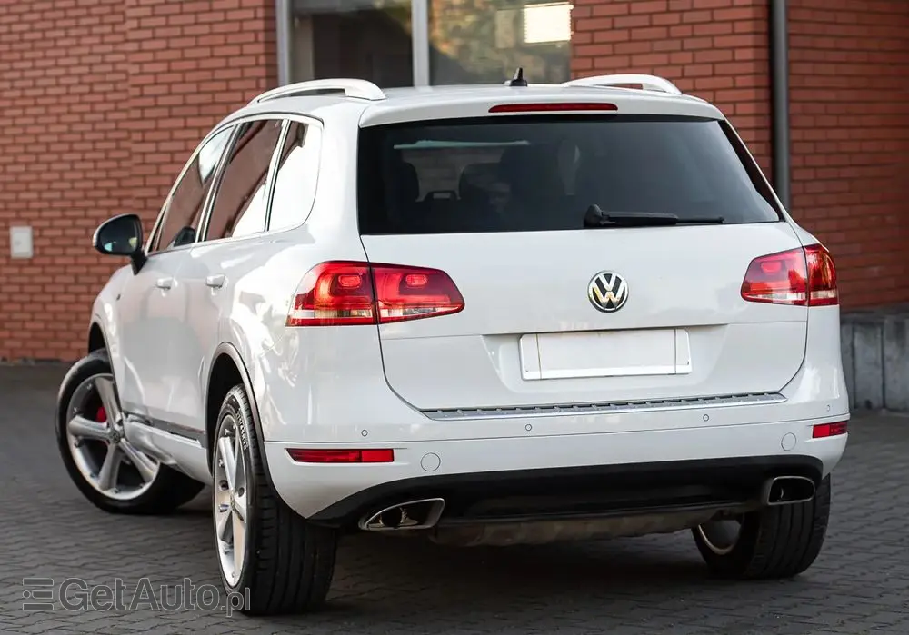 VOLKSWAGEN Touareg 3.0 V6 TDI SCR Blue Motion DPF Automatik Executive Edition