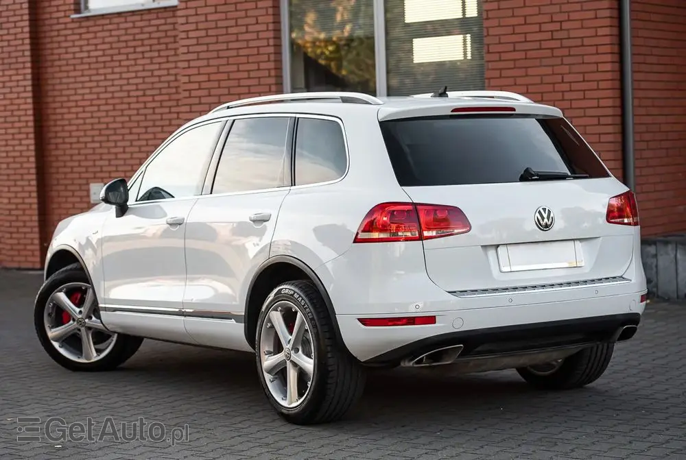 VOLKSWAGEN Touareg 3.0 V6 TDI SCR Blue Motion DPF Automatik Executive Edition