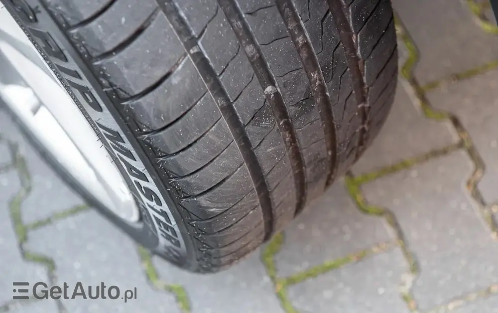 VOLKSWAGEN Touareg 3.0 V6 TDI SCR Blue Motion DPF Automatik Executive Edition