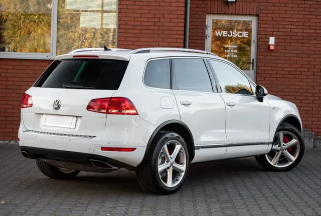 VOLKSWAGEN Touareg 3.0 V6 TDI SCR Blue Motion DPF Automatik Executive Edition