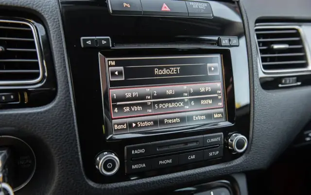 VOLKSWAGEN Touareg 3.0 V6 TDI SCR Blue Motion DPF Automatik Executive Edition