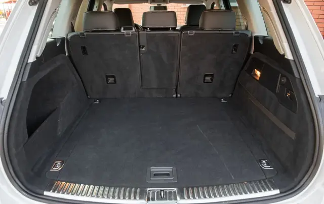 VOLKSWAGEN Touareg 3.0 V6 TDI SCR Blue Motion DPF Automatik Executive Edition