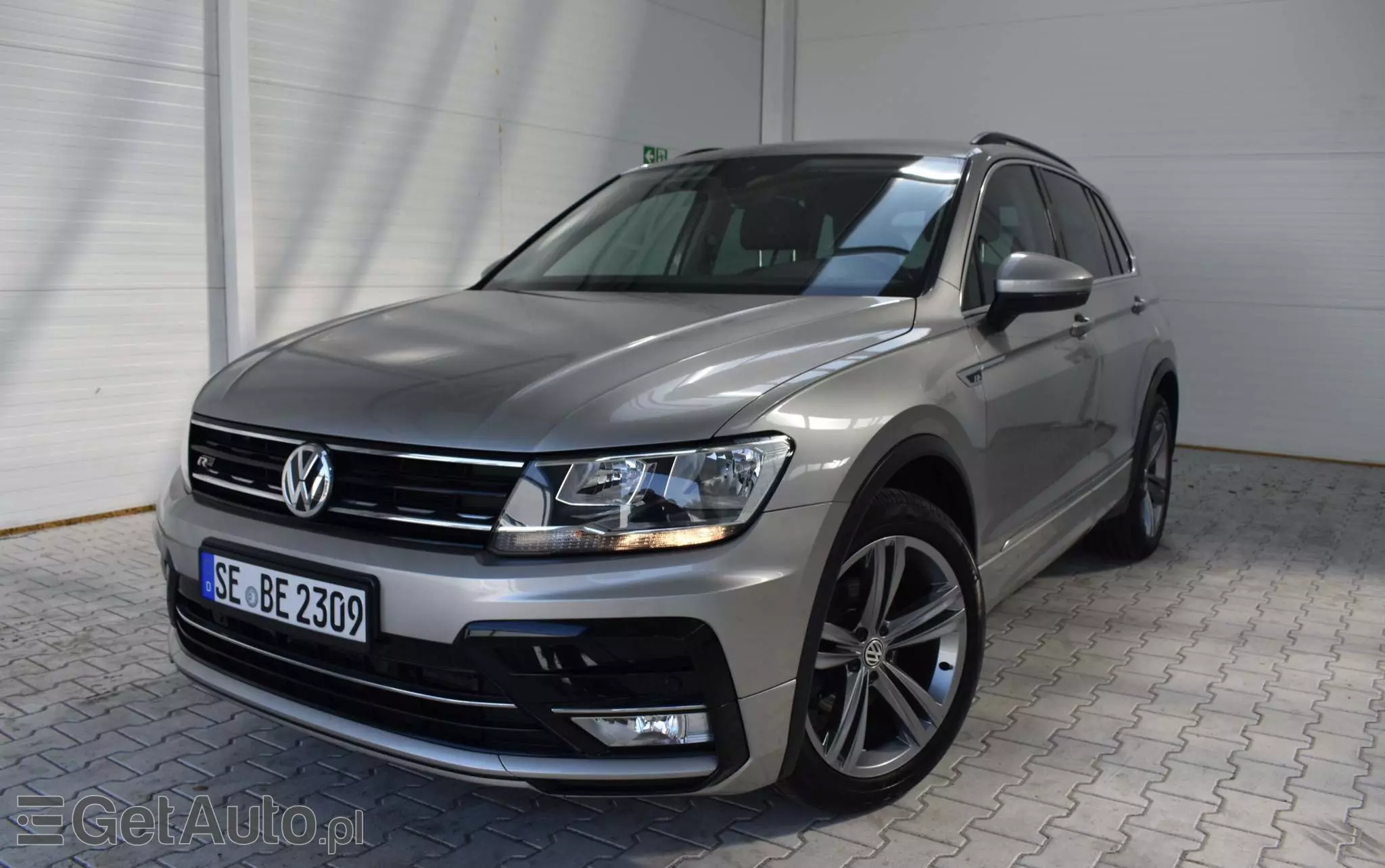 VOLKSWAGEN Tiguan 2.0 TDI SCR R-Line